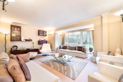 Lapstone Gardens, Kenton, Harrow, HA3 5 bed detached house for sale