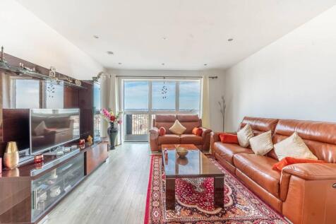 Lyon Road, Harrow, HA1 2 bed flat for sale
