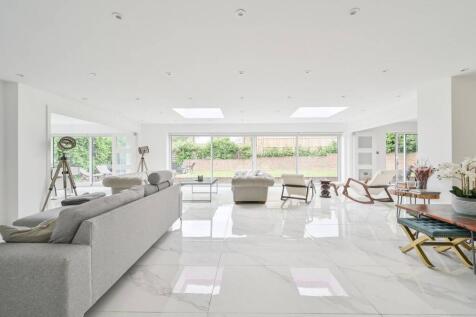 Sackville Close, Harrow on the Hill... 4 bed detached house for sale