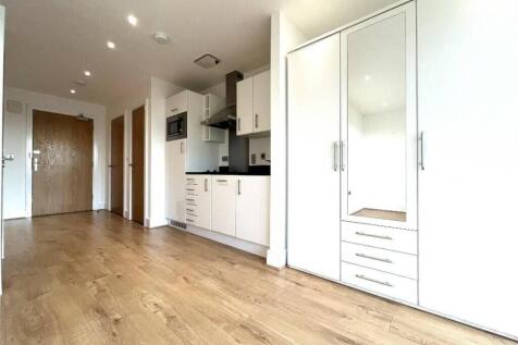Pinner Road, Harrow, HA1 Studio for sale