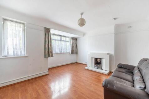 Shaftesbury Avenue, South Harrow... 2 bed maisonette for sale