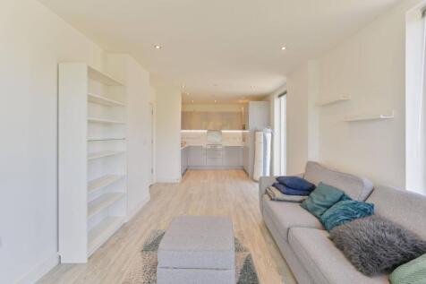 Northolt Road, South Harrow... 1 bed flat for sale
