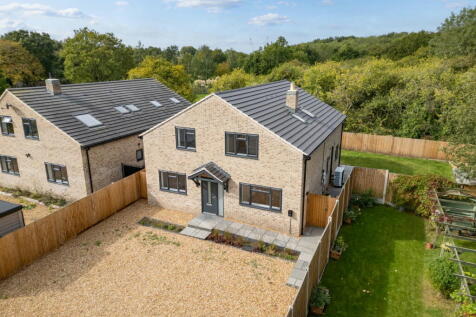 West Drive, Highfields Caldecote... 5 bed detached house for sale