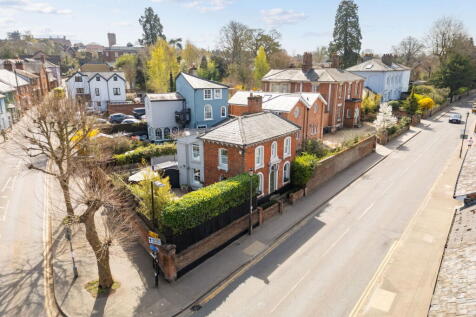 London Road, Saffron Walden 3 bed detached house for sale