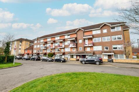 Chiltern Heights, White Lion Road... 2 bed apartment for sale