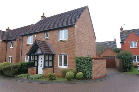 4 bedroom link detached house for sale