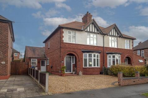 Carlton Road, Witton Park, Northwich... 4 bed semi