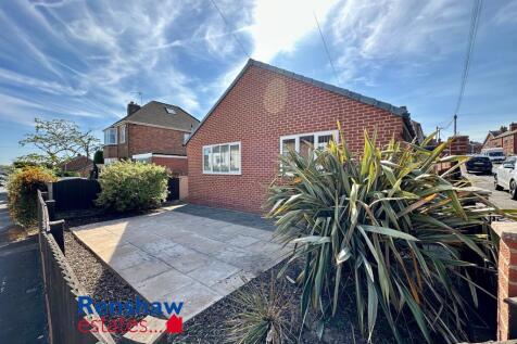 Wade Avenue, Ilkeston, Derbyshire 2 bed detached bungalow for sale