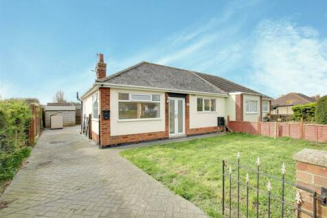 2 bedroom semi-detached bungalow for sale