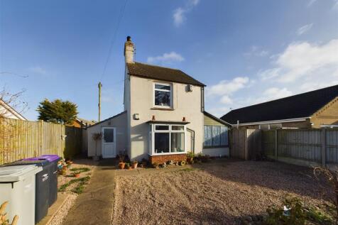 2 bedroom cottage for sale