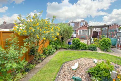 3 bedroom semi-detached bungalow for sale