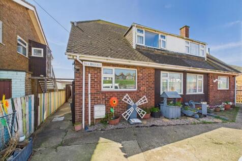 Seaholme Road, Mablethorpe LN12 3 bed semi
