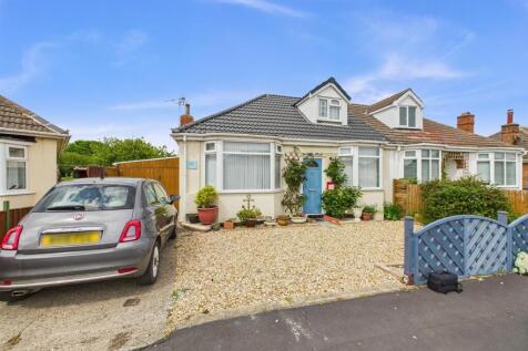 2 bedroom semi-detached bungalow for sale