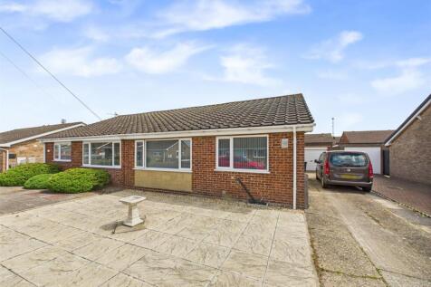 2 bedroom semi-detached bungalow for sale