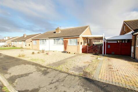 2 bedroom semi-detached bungalow for sale