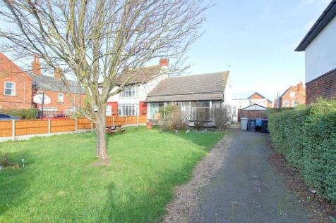 4 bedroom semi-detached bungalow for sale