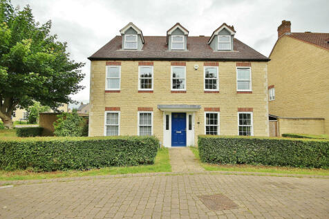 6 bedroom detached house for sale