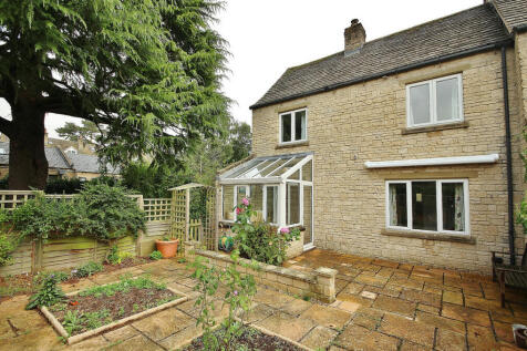 St Marys Mead, Witney, OX28 2 bed terraced house for sale