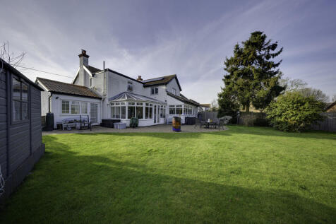 Falkenham Road, Ipswich IP10 4 bed detached house for sale