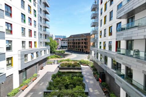 Hewitt Street, Reading 1 bed apartment for sale