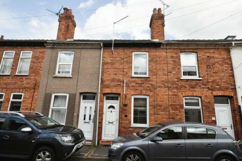 3 bed terraced house