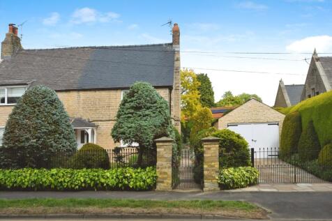 2 bedroom semi-detached house for sale