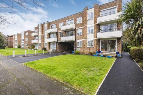 Glenwood Court, The Park, Sidcup... 1 bed flat for sale
