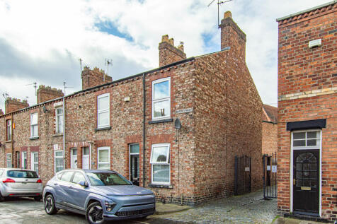 Baker Street, York YO30 2 bed end of terrace house for sale