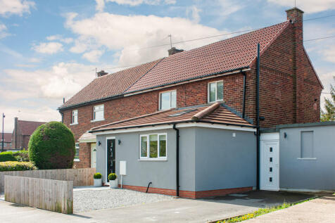 Coltman Avenue, Beverley HU17 3 bed semi