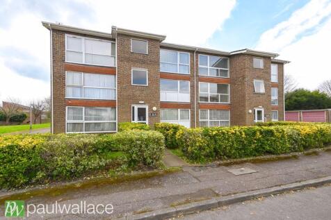 Berners Way, Broxbourne 1 bed apartment for sale
