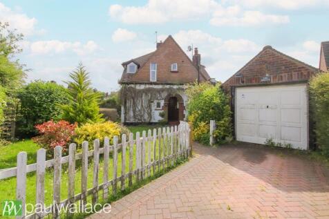 Newgatestreet Road, Goffs Oak 3 bed semi
