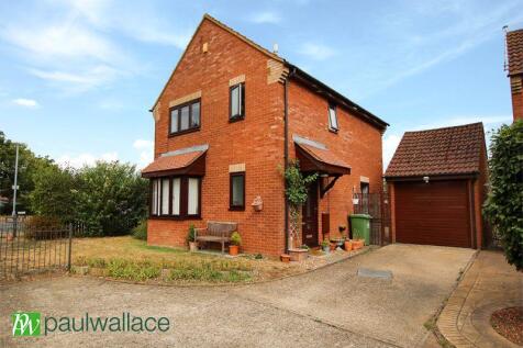 Hollybush Way, West Cheshunt 3 bed detached house for sale