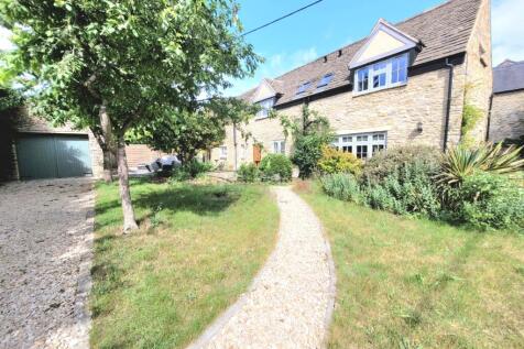 Burford Road, Brize Norton... 3 bed cottage for sale