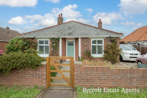 3 bedroom detached bungalow for sale