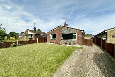 5 bedroom detached bungalow for sale