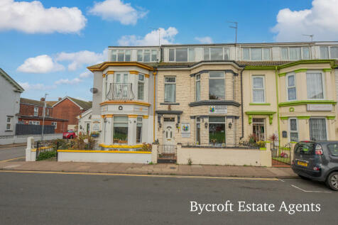 7 bedroom terraced house for sale