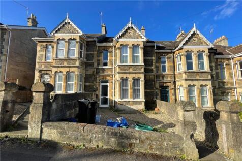 7 bedroom terraced house for sale