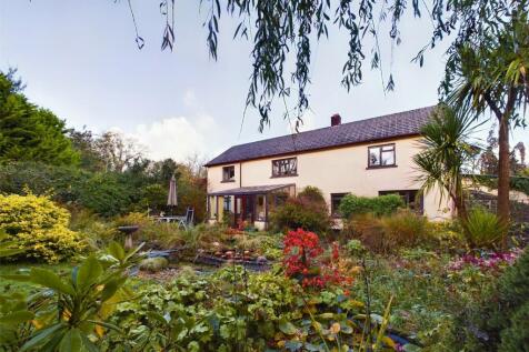Holsworthy, Devon 6 bed detached house for sale