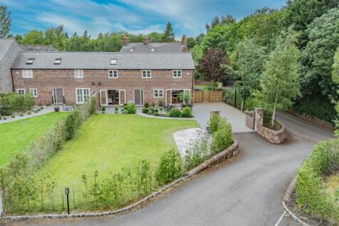 4 bedroom barn conversion for sale