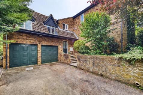 Brookside, Stanwick 5 bed detached house for sale