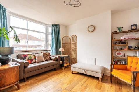 Bristol BS10 3 bed terraced house for sale