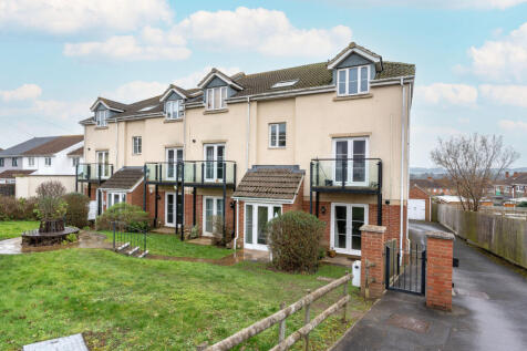 Shirehampton, Bristol BS11 2 bed flat for sale