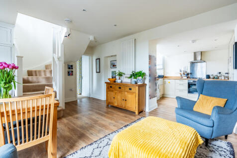 Shirehampton, Bristol BS11 3 bed terraced house for sale
