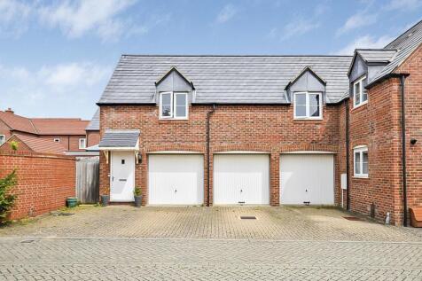 2 bedroom coach house for sale