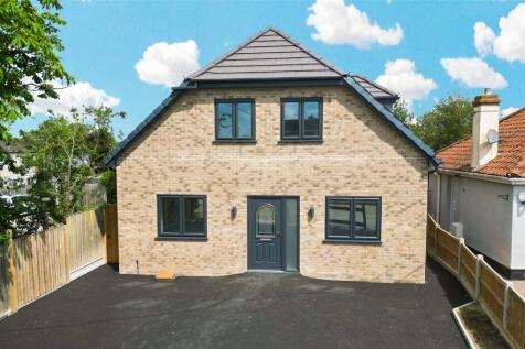 Rectory Gardens, Basildon, Essex, SS13 4 bed detached house for sale