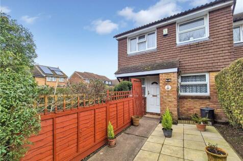 Brantwood Way, St Pauls Cray, Kent, BR5 1 bed end of terrace house for sale