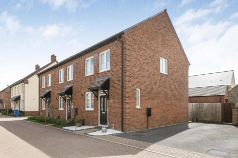 Chatham Close, Upper Heyford, OX25 2 bed end of terrace house for sale