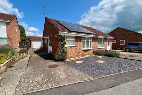 2 bedroom bungalow for sale