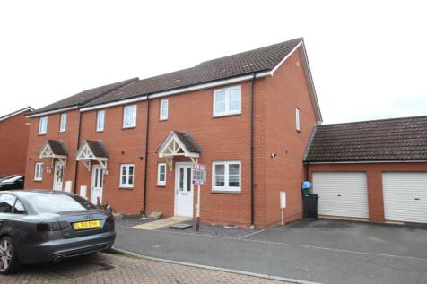3 bedroom end of terrace house for sale