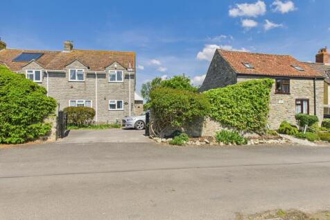 5 bedroom semi-detached house for sale